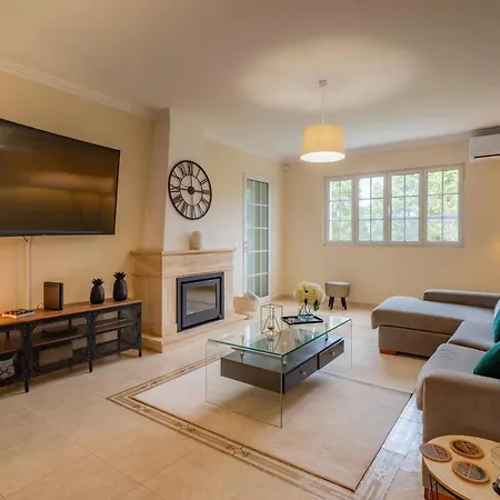 Paradise Tatil Evi Farroupo