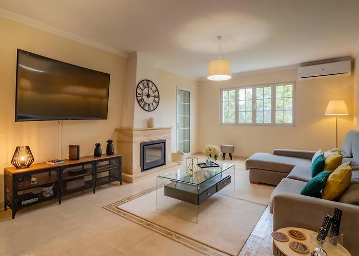 Paradise Tatil Evi Farroupo